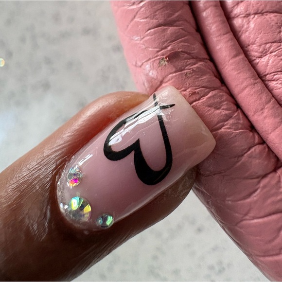 COACH NWOT Pebble Leather Cary Shoulder Bag in Bubblegum - Picture 9 of 12